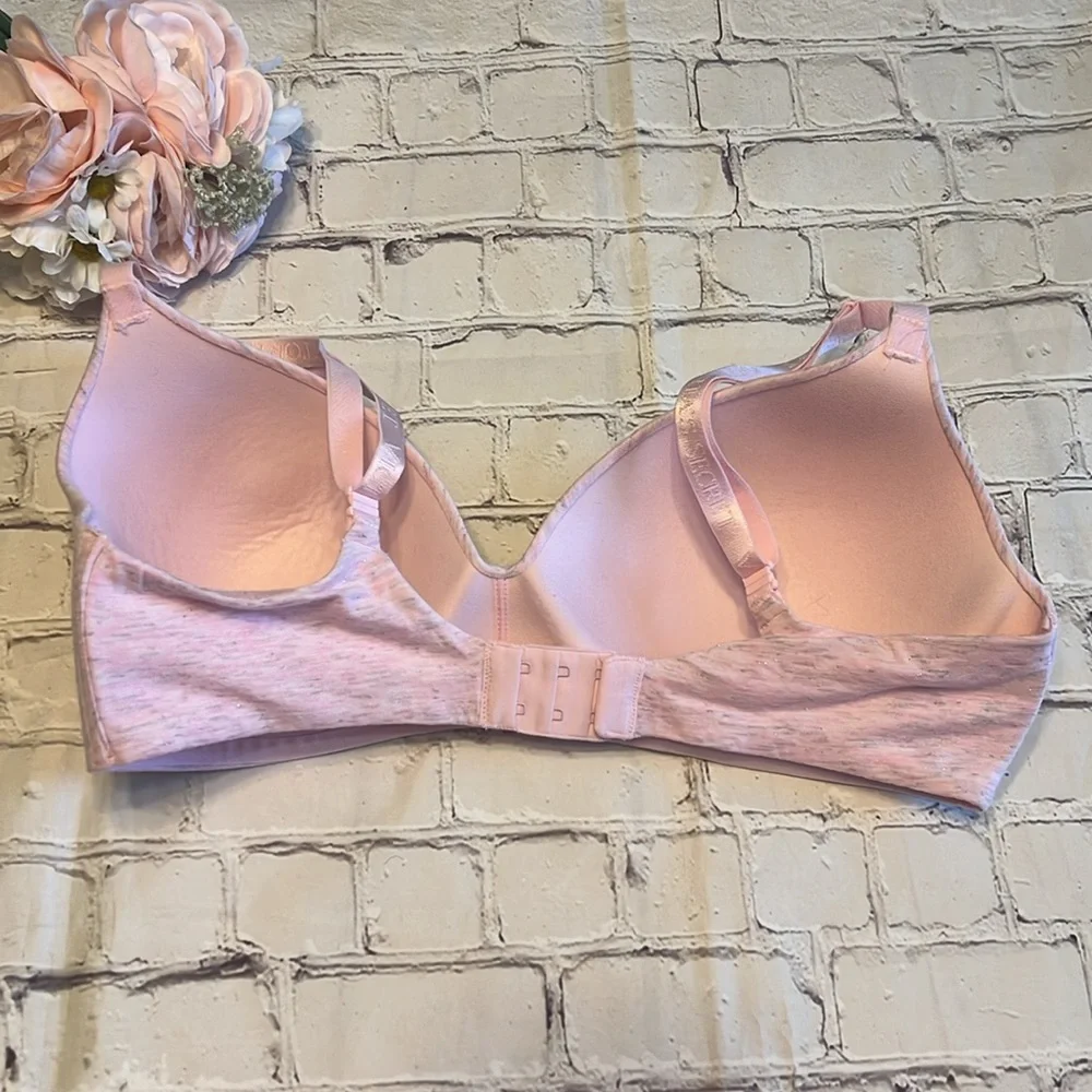 Victoria’s Secret Pink T-Shirt Bra_3